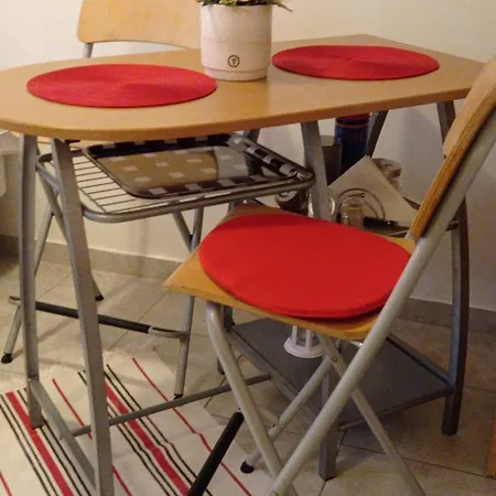 Minigarzon Apartment *
